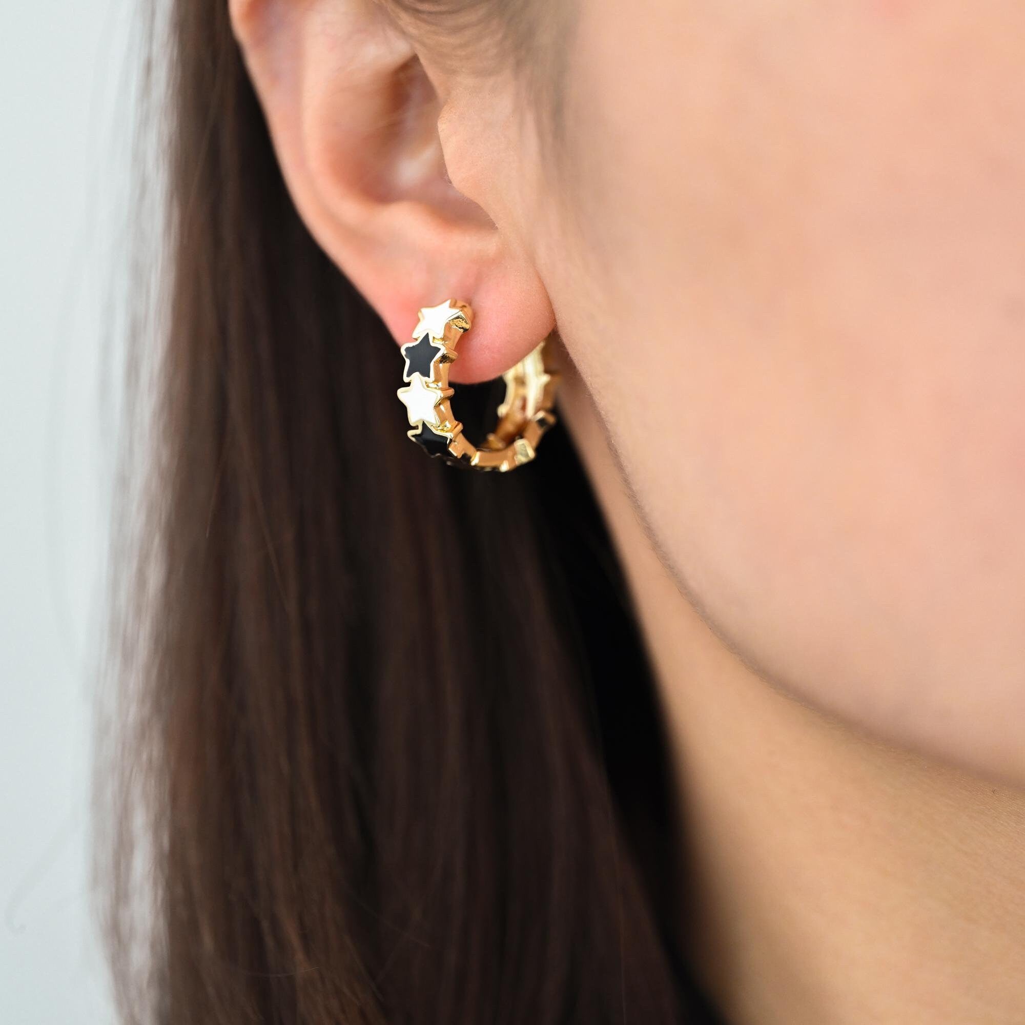 4pcs Gold/ Silver Tone Enamel Star Hoop Earrings, 18K Gold/ Rhodium plated Brass, Minimalist Huggie Earrings (GB-4462)